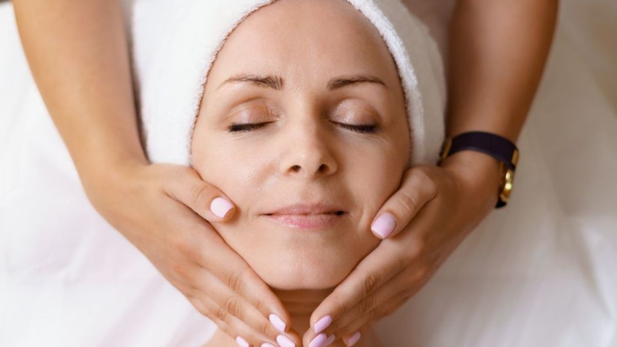 Tratamientos faciales de limpieza e hidratación